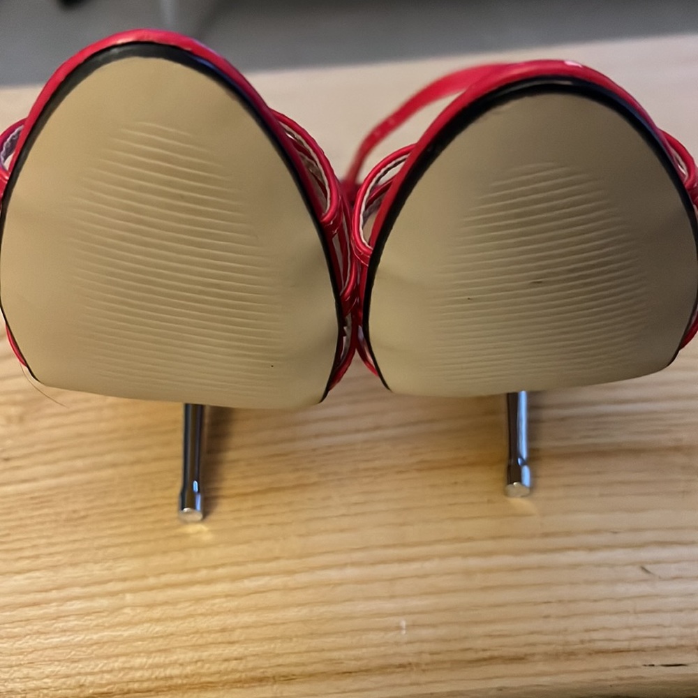 Fetish heels - Picture 7 of 11